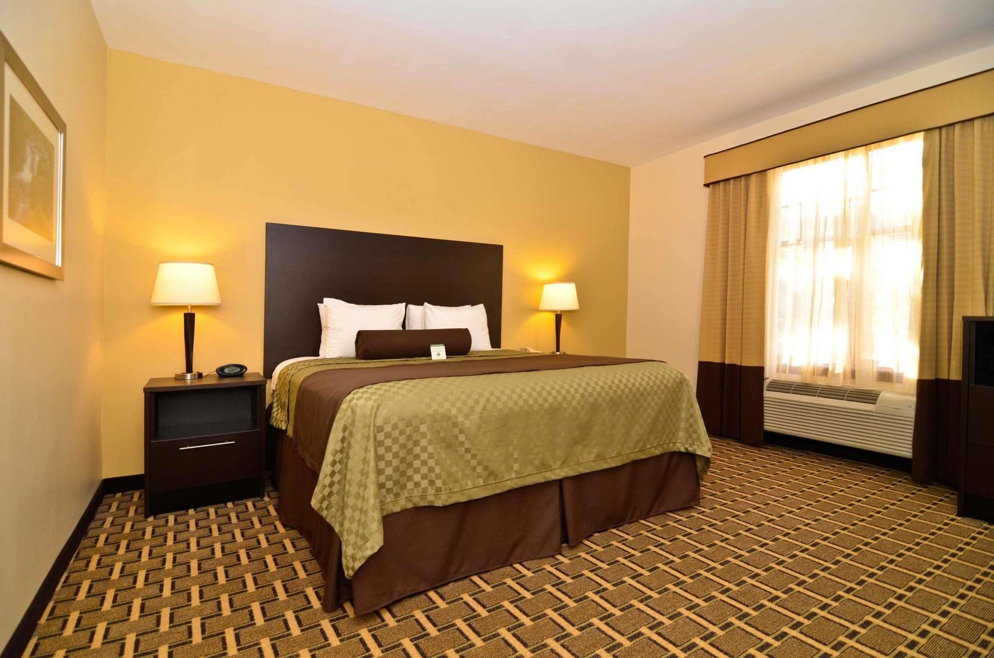Best Western Plus The Inn & Suites At The Falls Poughkeepsie Exteriér fotografie